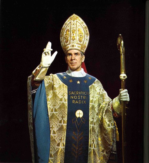 fulton-sheen-quotes-on-the-eucharist-114