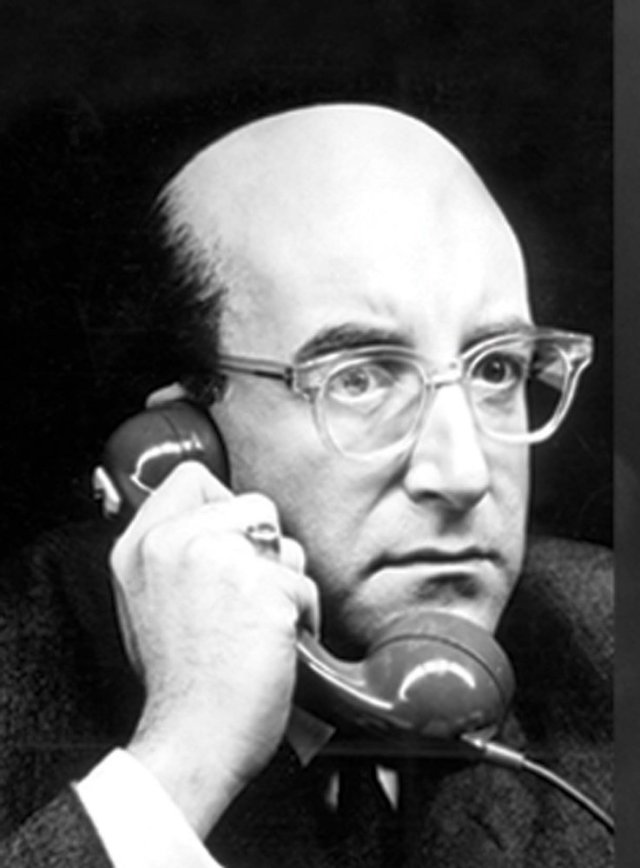 MV5BMTg4NTI5ODU5Nl5BMl5BanBnXkFtZTcwODE0MDkxNA_002