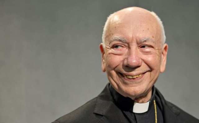 Cardinal_Francesco_Coccopalmerio_grinning_810_500_55_s_c1-2